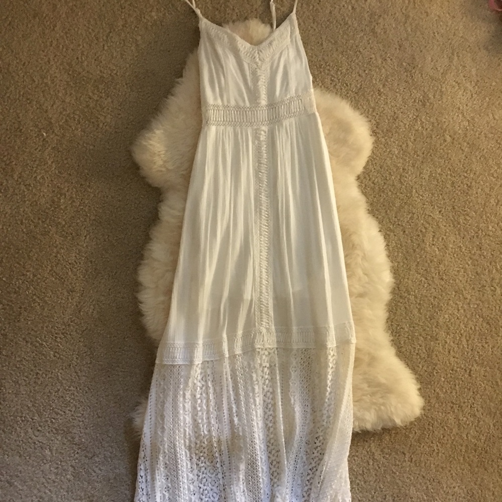 Abercrombie and Fitch white maxi dress XS